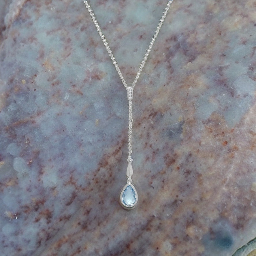 18ct White Gold Diamond And Blue Topaz Lariat Necklace
