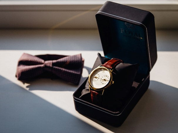 Enhancing Your Style with Our Stunning Diamond Watch Cases