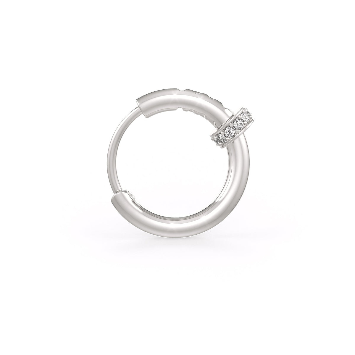 Delicate white gold nose accessory with elegant diamond sparkle