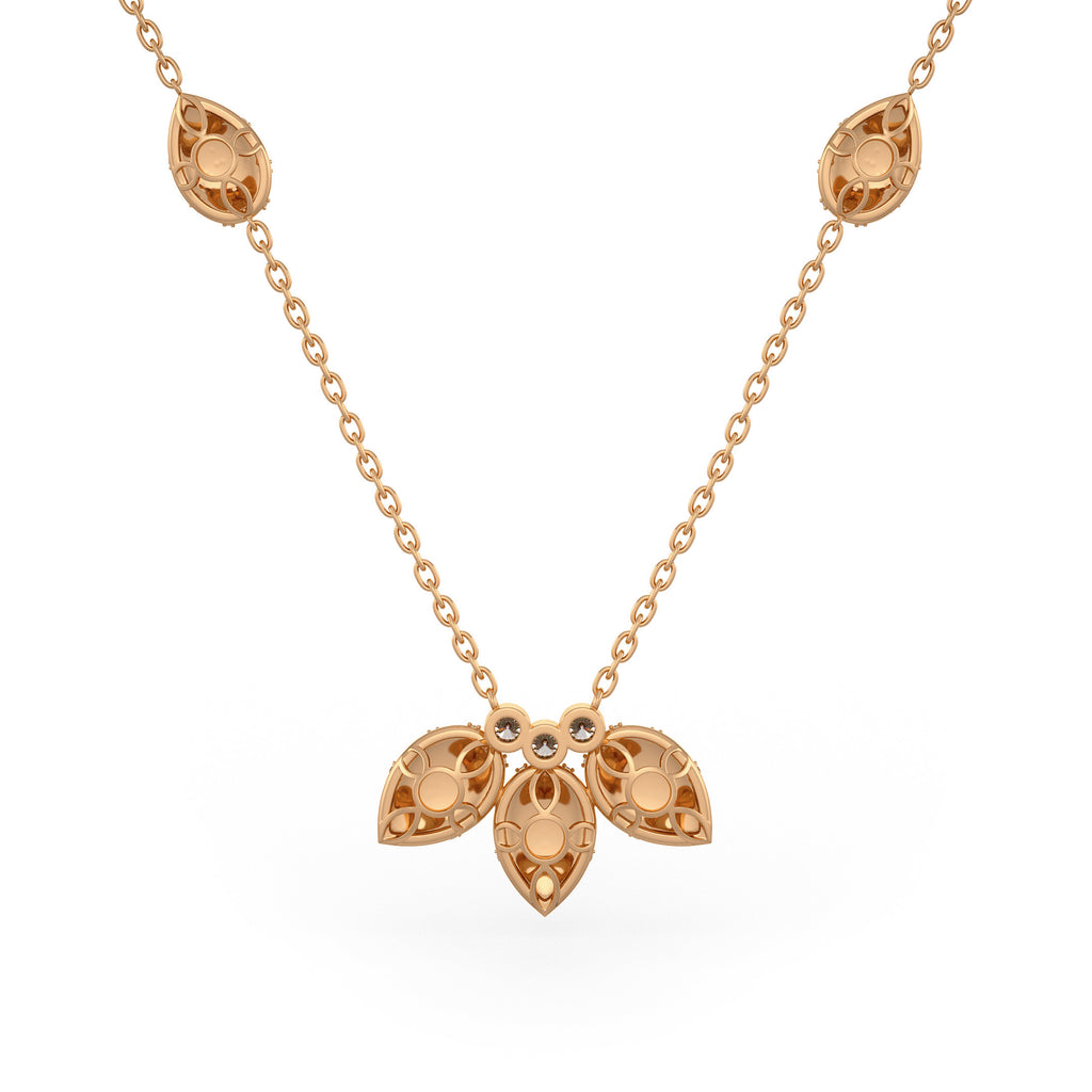 Collier en or rose 18 carats serti de diamants de 1,20 ct et orné de pétales de nénuphar.