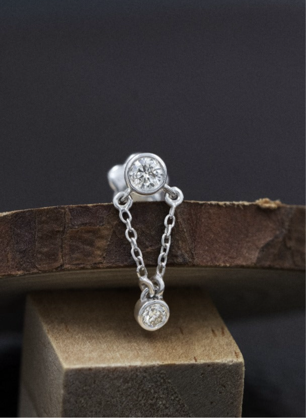 18ct white gold cartilage earring