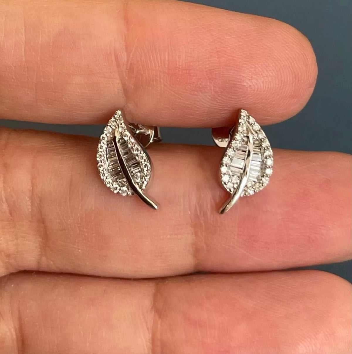18ct white gold diamond leaf studs