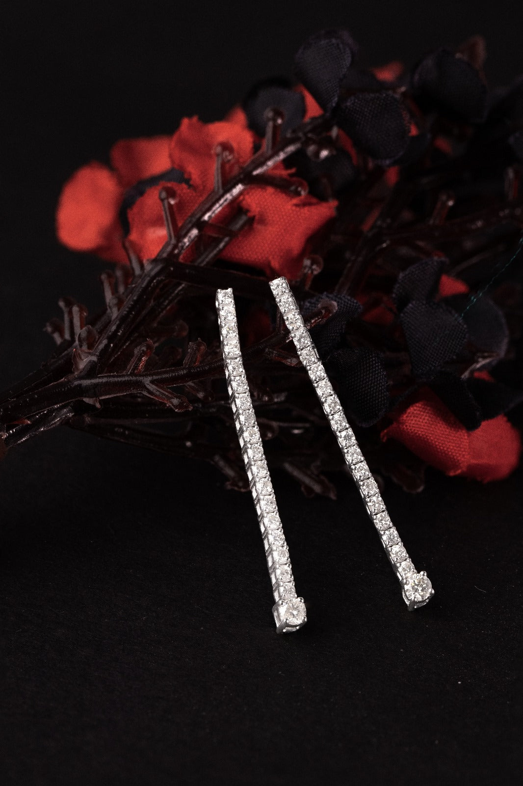 Luxury diamond drop earrings white gold
