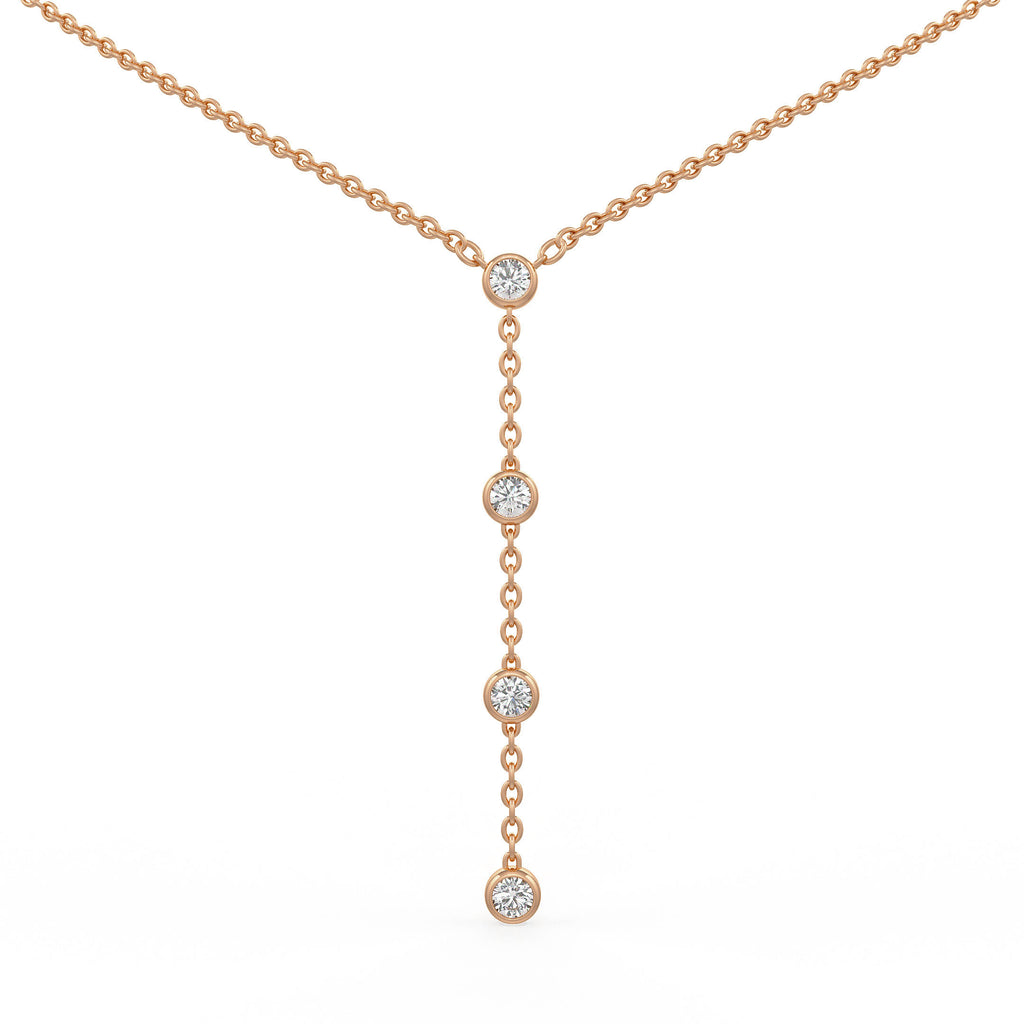 Beauté rosée : Collier sautoir à pétales de diamant