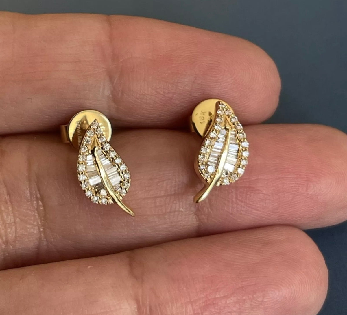 Luxury 18ct gold leaf diamond earrings design