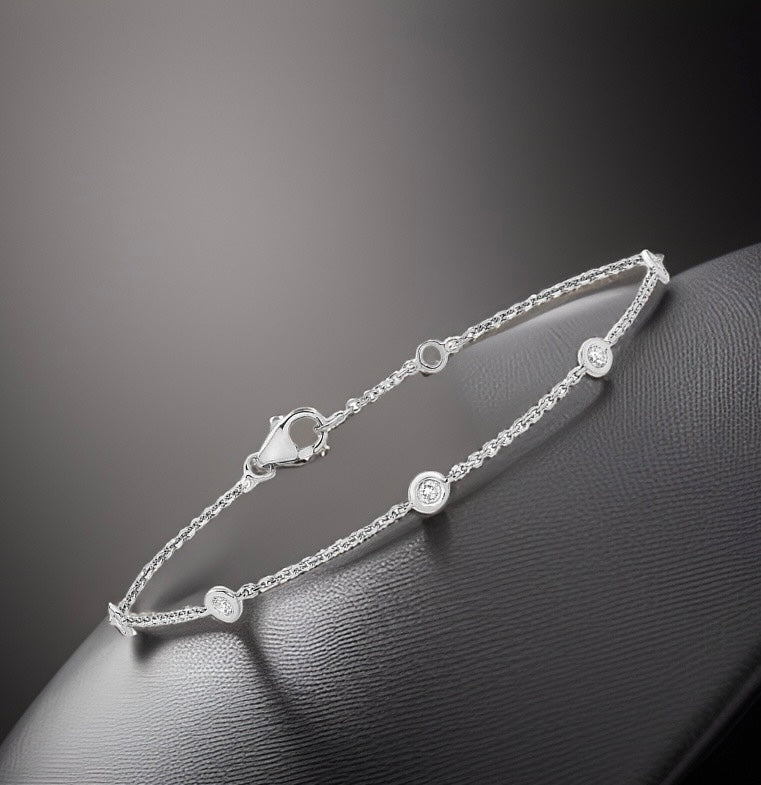 BRACELET EN DIAMANTS, chaîne sertie au mètre, EN OR BLANC 18 CARATS