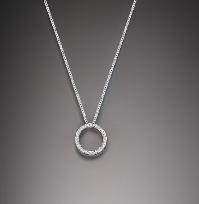 Collier Cercle de Vie en diamants et or blanc 18 carats