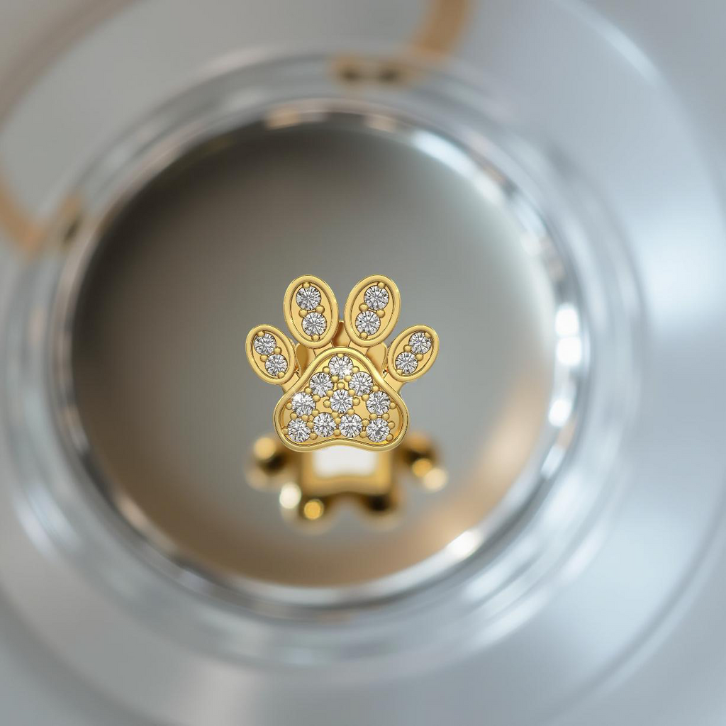 18ct Yellow Gold Diamond Stud Paws🐾  Singular Cartilage Piercing Paw Earrings