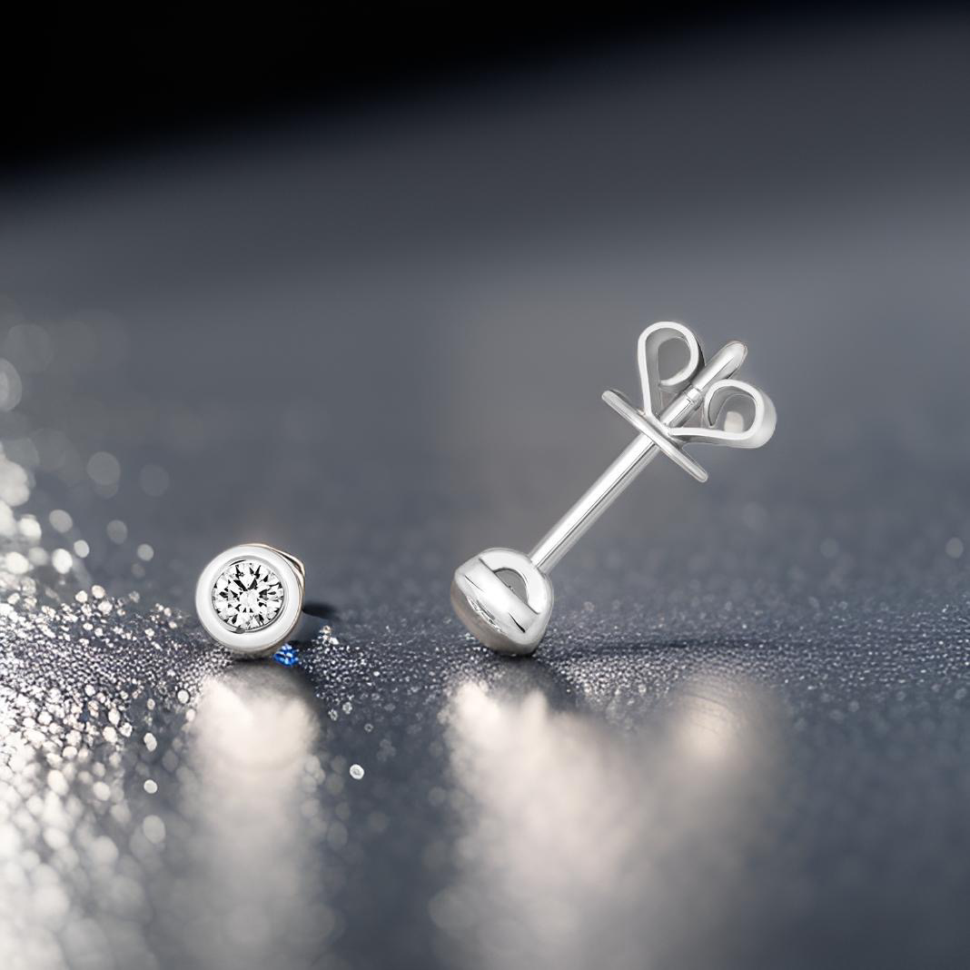BOUCLES D'OREILLES RUBOVER EN OR BLANC 18 CARATS ET DIAMANTS