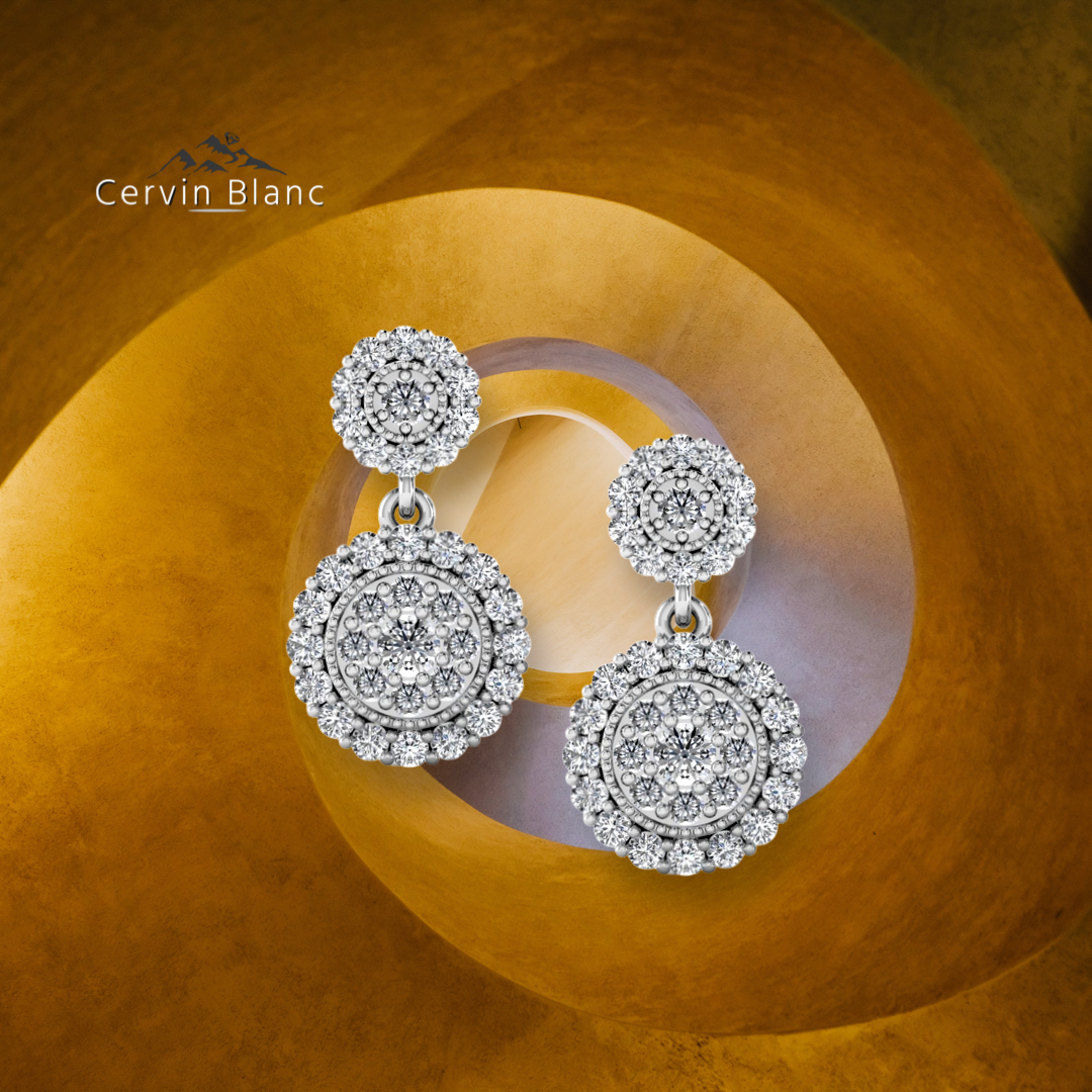 Boucles d'oreilles pendantes en or blanc serties d'un halo de diamants de 1,25 carat