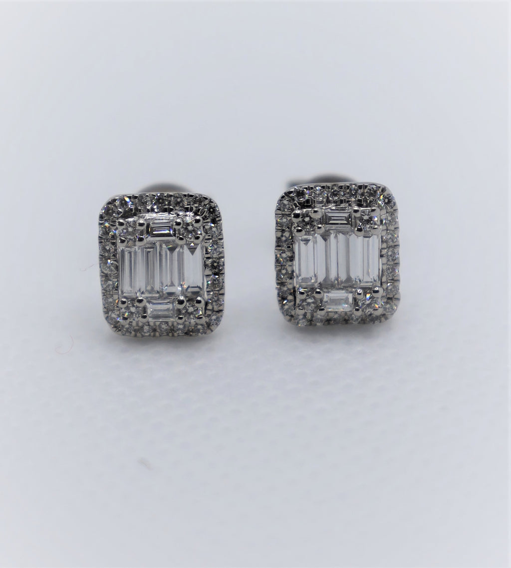 Puces d'oreilles en or blanc serties de diamants (0,65 ct)