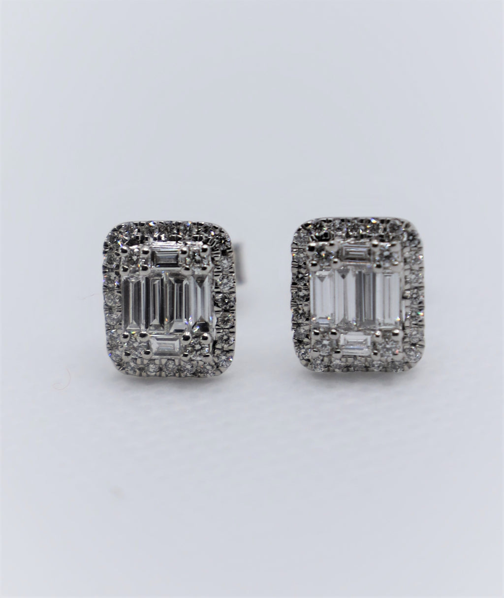Puces d'oreilles en or blanc serties de diamants (0,65 ct)