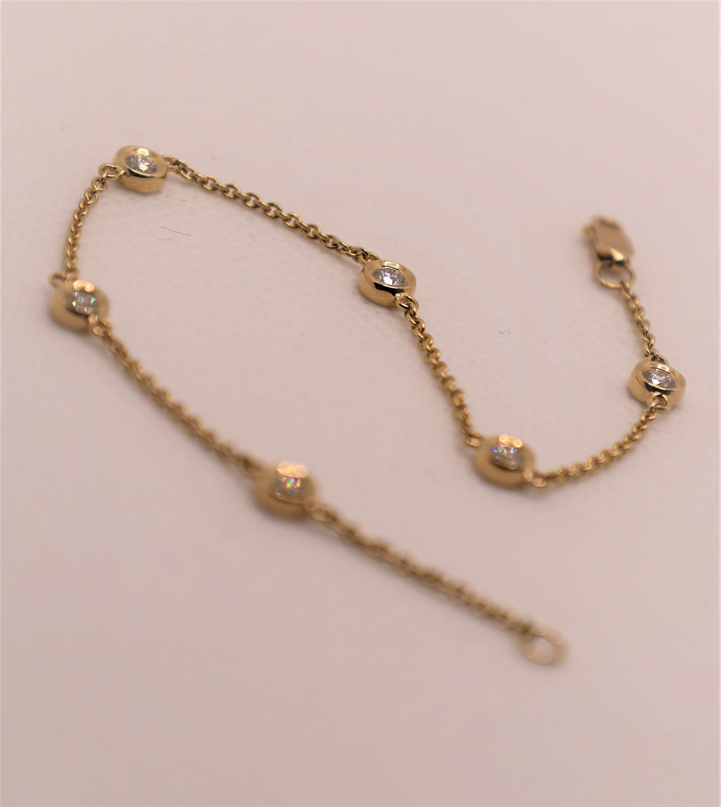 Bracelet en or jaune 18 carats serti de diamants (0,40 carat)