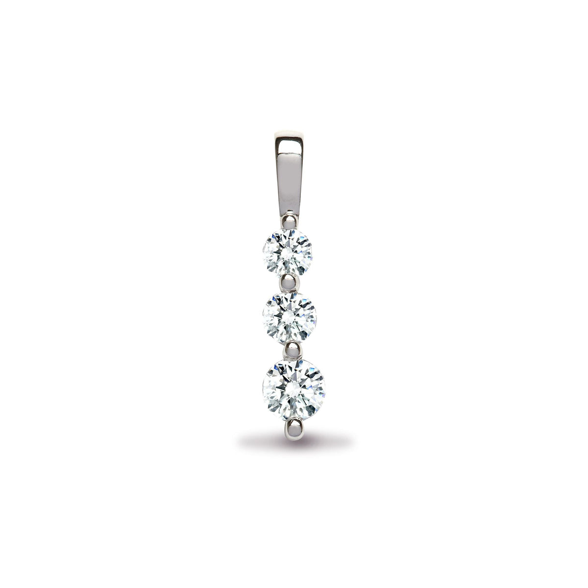Pendentif trilogie en or blanc 18 carats et diamants
