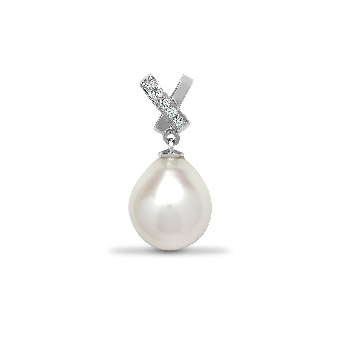 Pendentif en or blanc 18 carats, diamants et perles