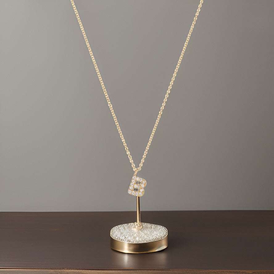 Cervin Blanc DIAMOND INITIAL NECKLACE IN 18CT GOLD