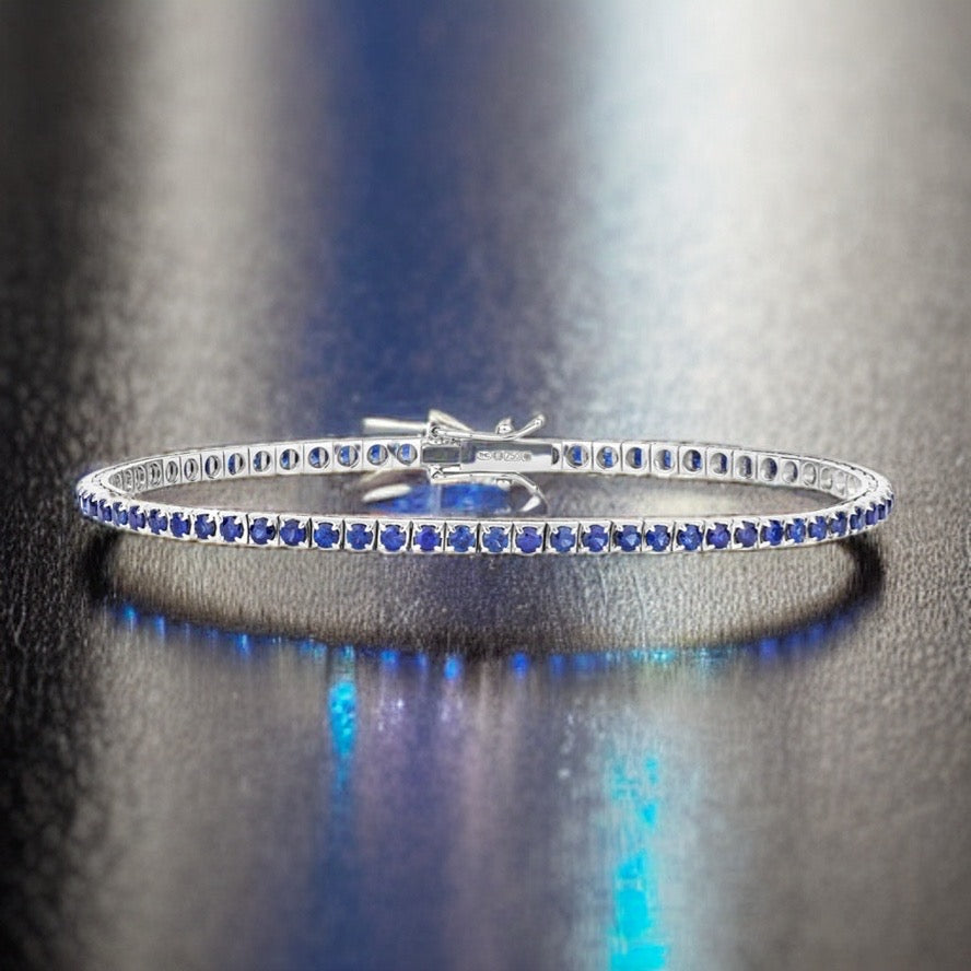 18ct white gold bracelet
