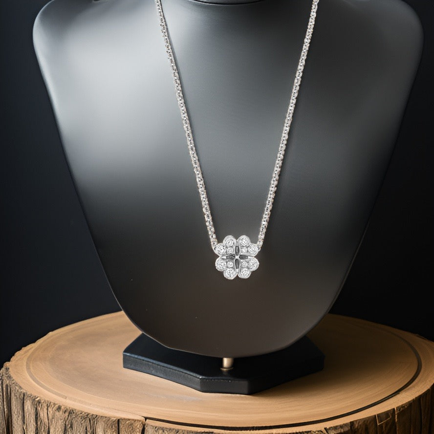 DIAMOND CLOVER NECKLACE IN 18CT White GOLD
