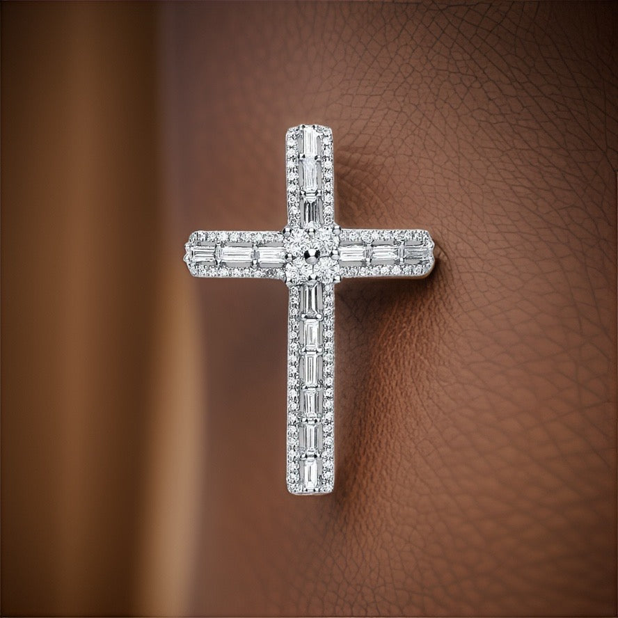  Ciondolo a croce con diamanti da 1 ct in oro bianco 18 ct, taglio baguette e brillante