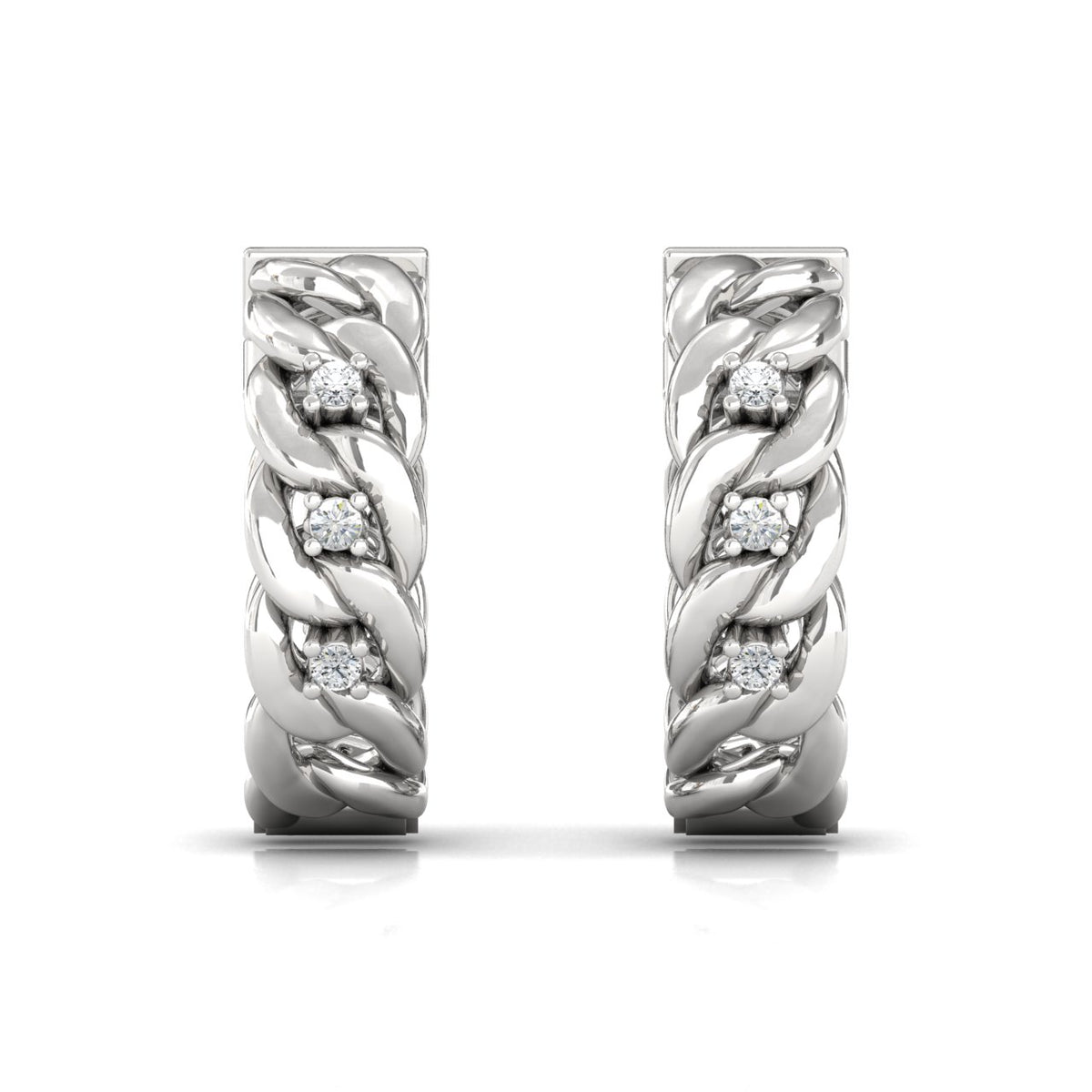 Boucles d'oreilles créoles en or blanc serties de diamants (recto et verso)