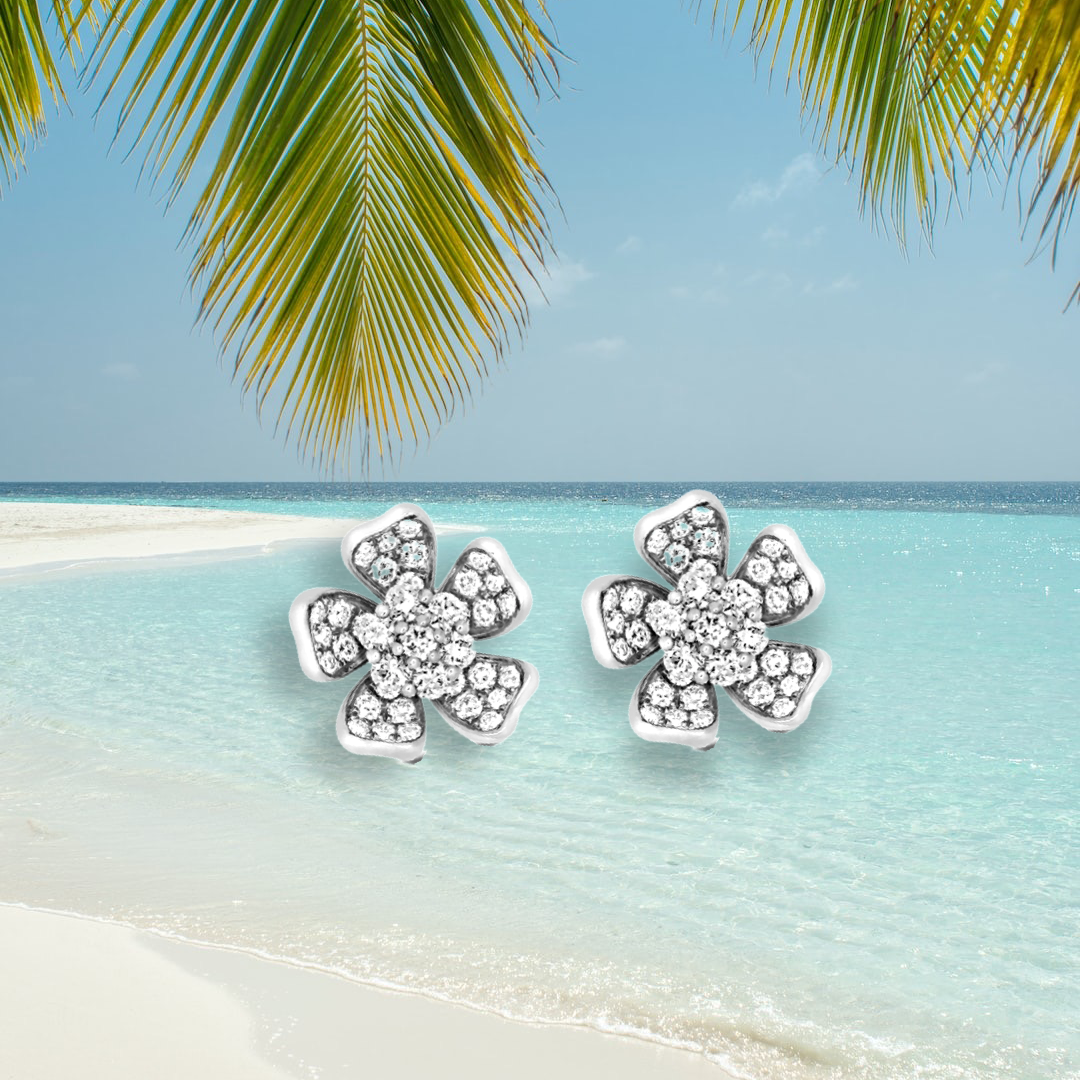 Fine jewelry diamond flower studs