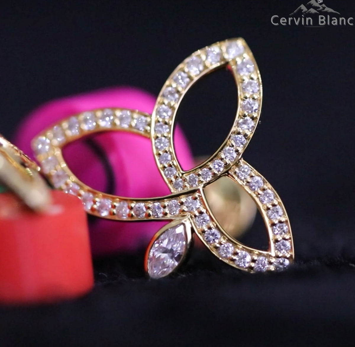 Shimmering 2g lotus earring