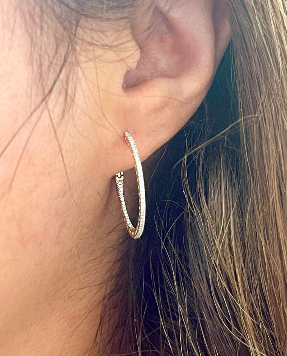 Boucles d'oreilles en or jaune 18 carats, serties de diamants (0,50 ct à l'intérieur et à l'extérieur).