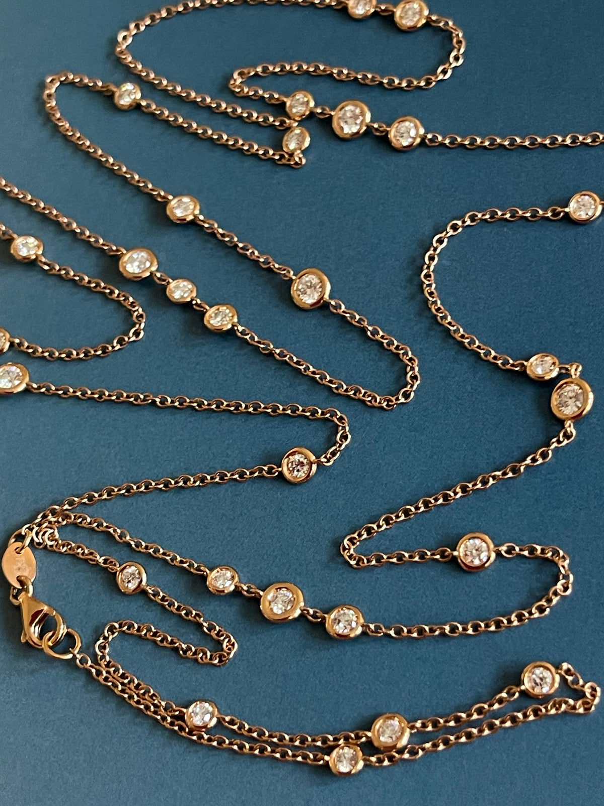 Collier en or rose 18 carats, chaîne longue sertie de diamants 1,85 ct, vendu au mètre, 2 carats