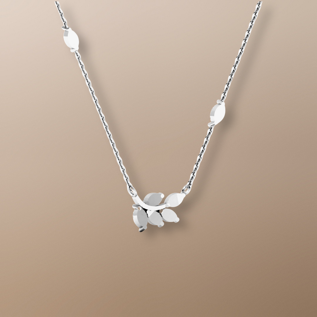 Collier en or blanc 18 carats serti d'un diamant taille marquise de 1,15 carat, formant une feuille.