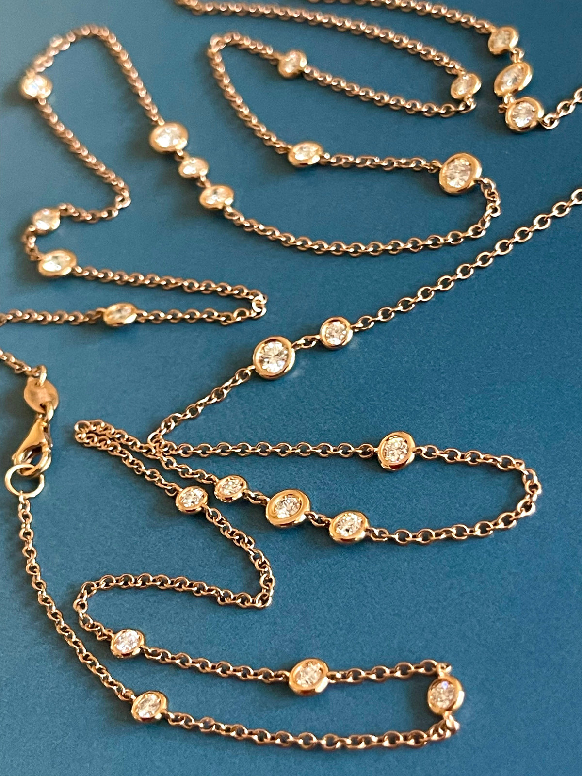 Collier en or rose 18 carats, chaîne longue sertie de diamants 1,85 ct, vendu au mètre, 2 carats