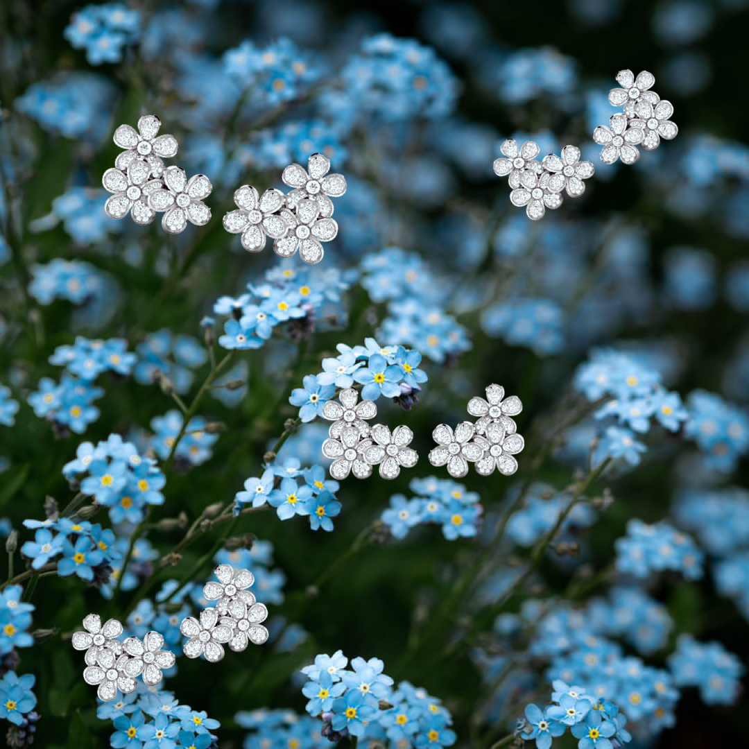 “Forget Me Not” flower arranged design