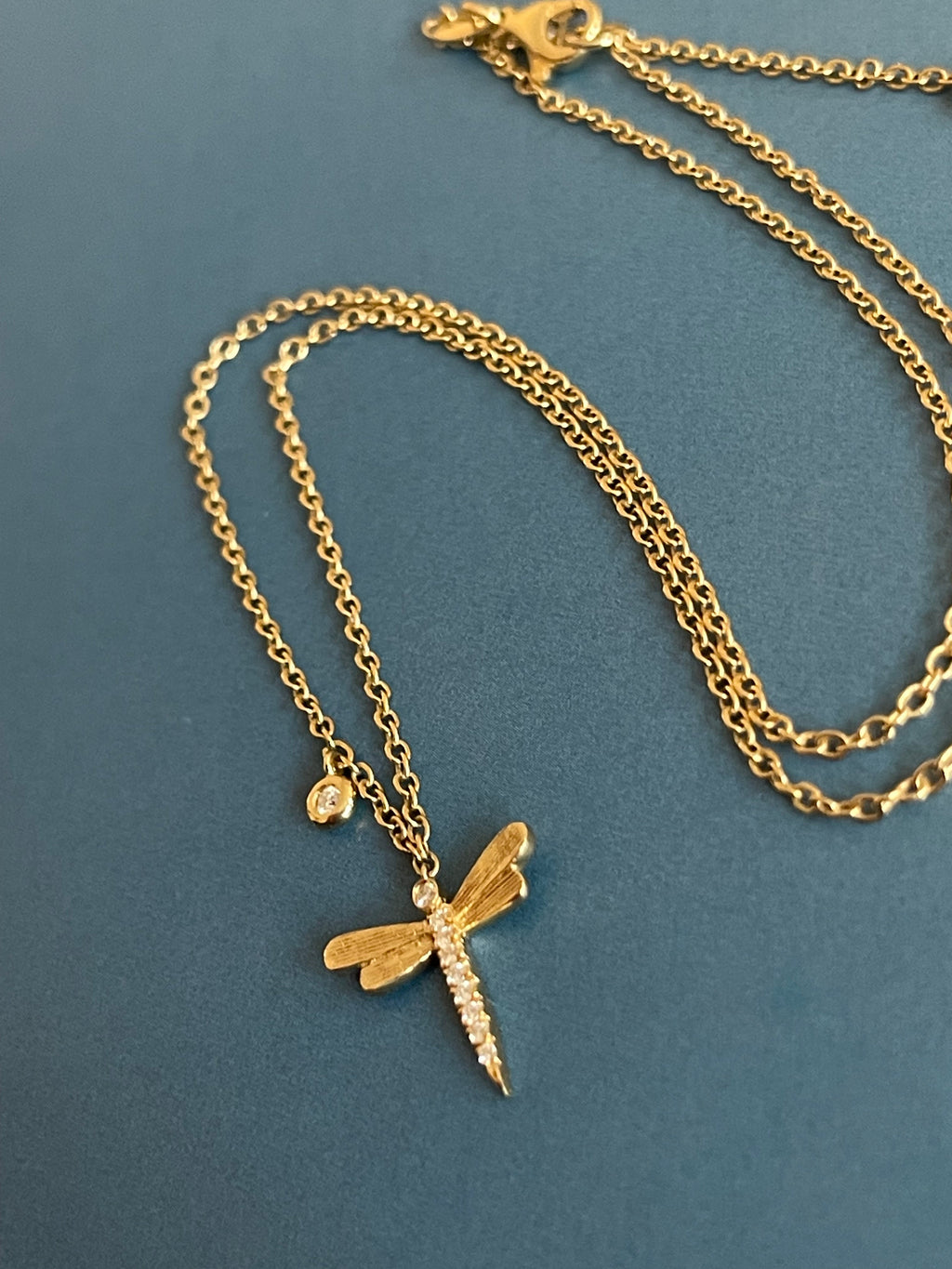 18ct Yellow Gold Diamond Necklace Dragonfly pendant with solitaire charm