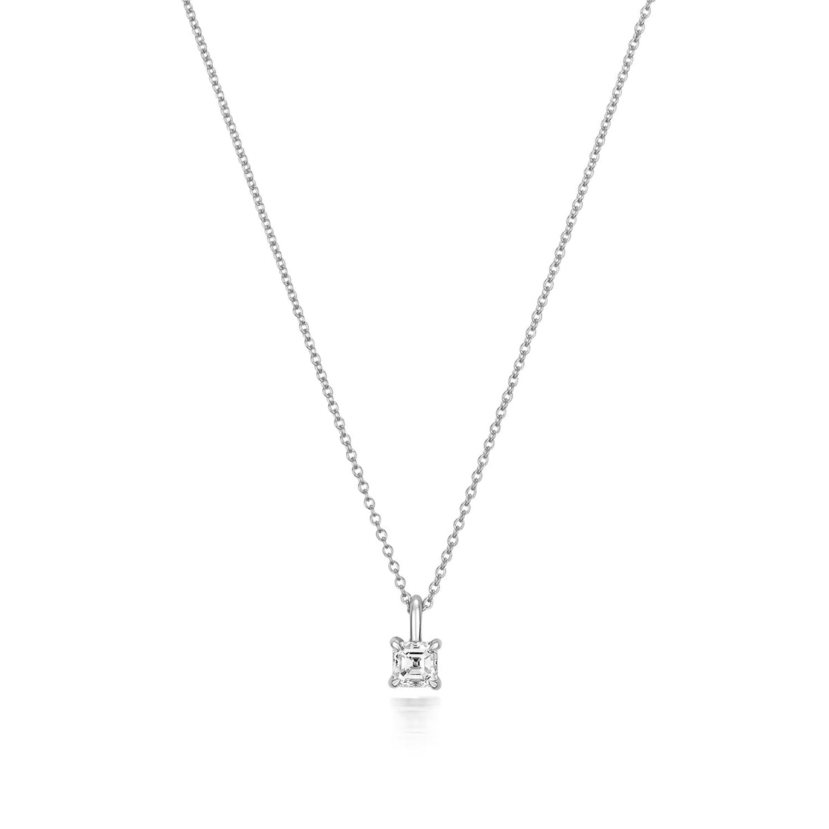Collier en or blanc 18 carats serti de diamants taille Asscher