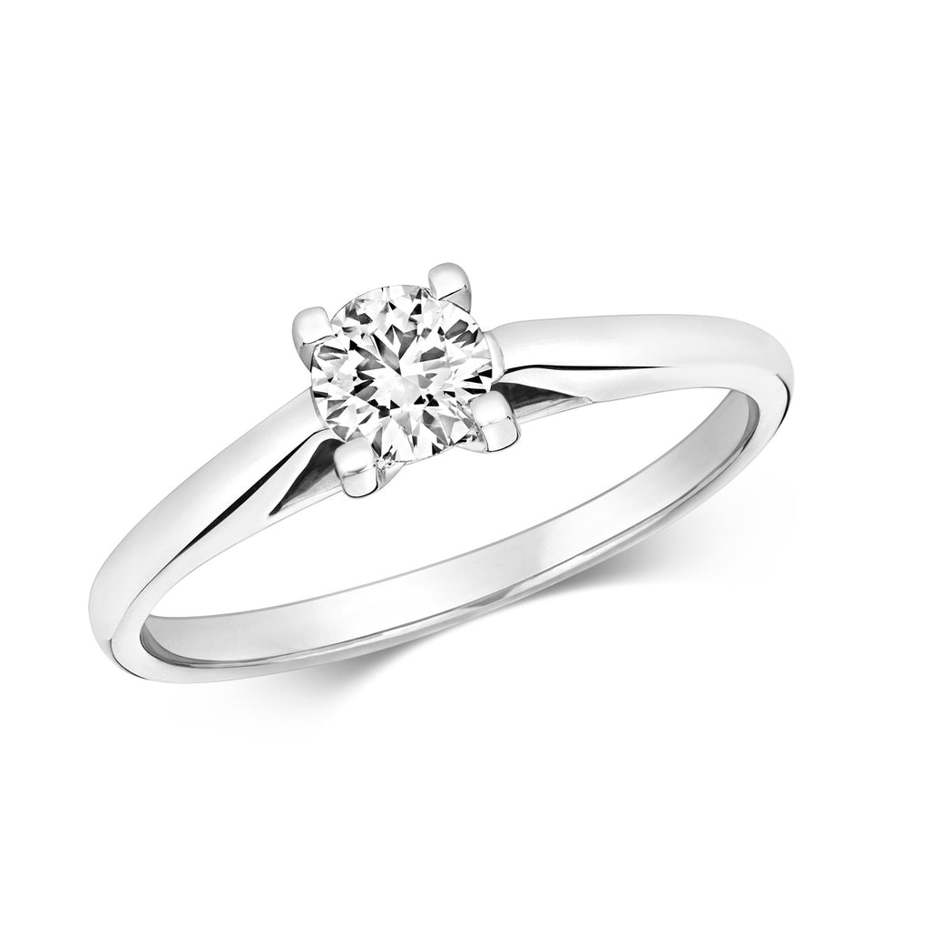Bague solitaire sertie de diamants à 4 griffes en or blanc 18 carats