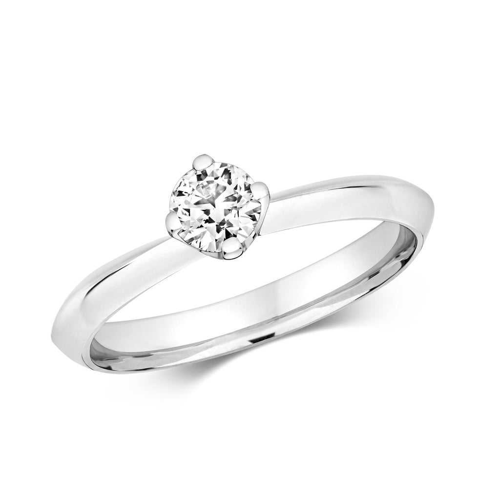 Bague solitaire sertie de diamants à 4 griffes en or blanc 18 carats