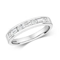 Bague sertie de diamants ronds et baguettes en or blanc 18 carats