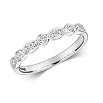 DIAMOND RING IN 18CT WHITE GOLD
