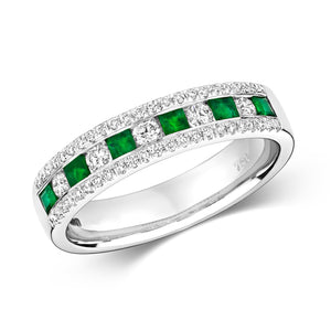 DIAMOND & EMERALD ROUND AND PRINCESS CUT CHANNEL SET ETERNITY RING IN 18CT WHITE GOLD