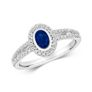 DIAMOND & SAPPHIRE OVAL CLUSTER WITH SET SPLIT SHOULDERS RING IN 18CT WHITE GOLD