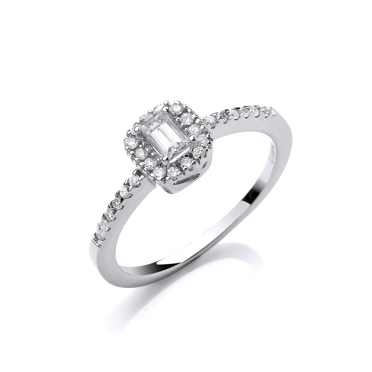 Elegant 18ct white gold 0.50ct emerald diamond ring
